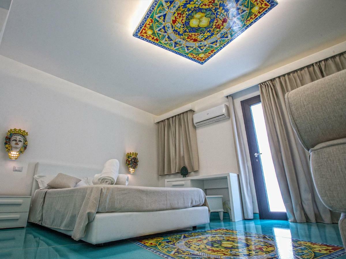 Bed and Breakfast Tra Le Braccia Di Morfeo Terrasini Zewnętrze zdjęcie